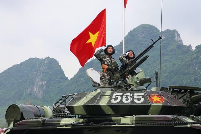 Hơn 16.000 cán bộ, chiến sĩ và nhiều vũ khí hiện đại tổng hợp luyện diễu binh, diễu hành - Ảnh 21.