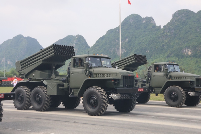 Hơn 16.000 cán bộ, chiến sĩ và nhiều vũ khí hiện đại tổng hợp luyện diễu binh, diễu hành - Ảnh 24.