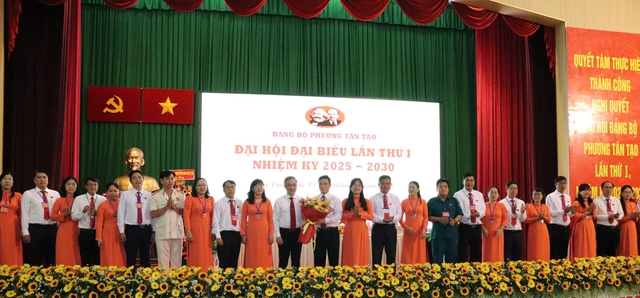 Phường Tân Tạo cần chú trọng phát triển nhà ở xã hội, các thiết chế văn hóa - thể thao- Ảnh 1. Phường Tân Tạo cần chú trọng phát triển nhà ở xã hội, các thiết chế văn hóa - thể thao- Ảnh 1.