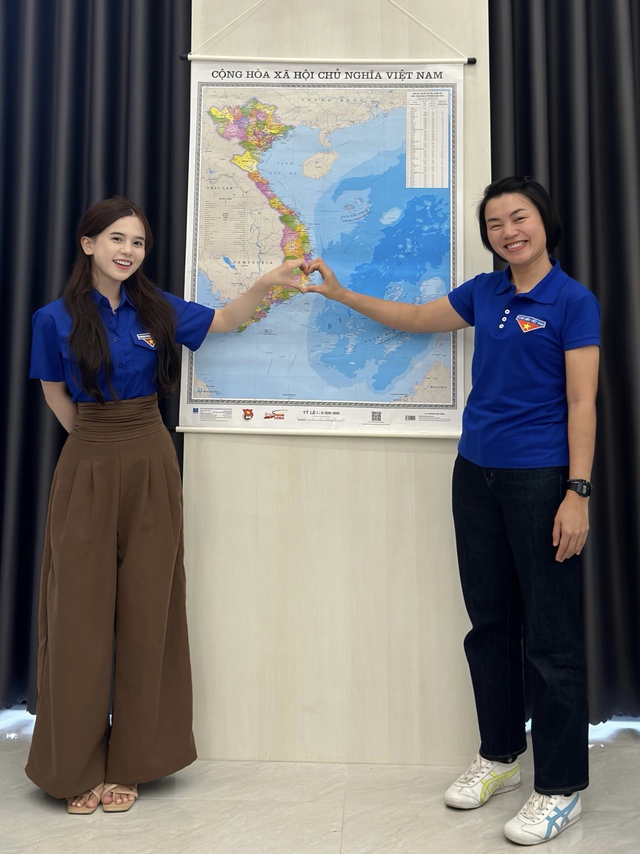 Bông Ahh-Gen Z nhiệt huyết cất tuổi trẻ trong từng ký ức - Ảnh 3.