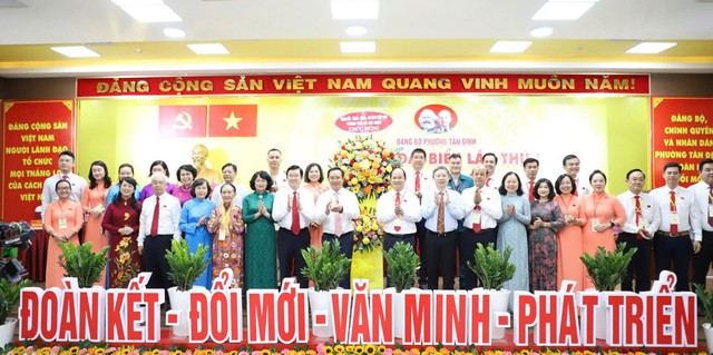 Phát triển bằng nội lực- Ảnh 1. Phát triển bằng nội lực- Ảnh 1.