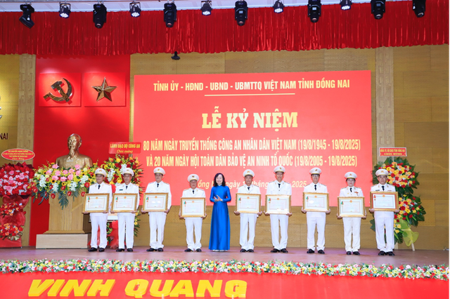 Đồng Nai kỷ niệm 80 năm Ngày truyền thống Công an nhân dân Việt Nam - Ảnh 5.