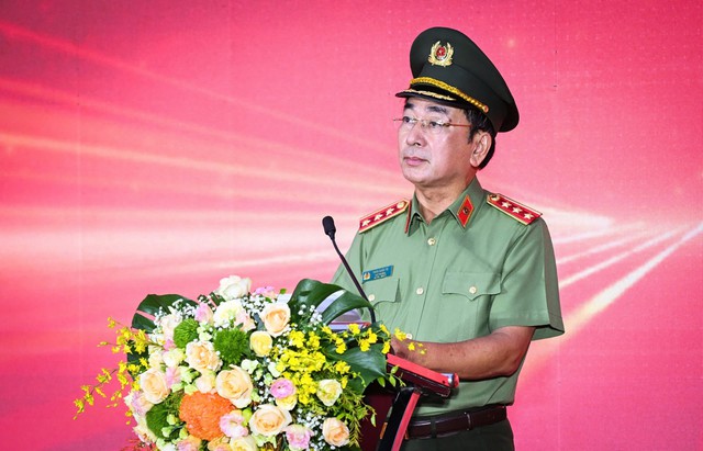 Hơn 1 triệu người cùng đi bộ vì một Việt Nam hùng cường- Ảnh 4. Hơn 1 triệu người cùng đi bộ vì một Việt Nam hùng cường- Ảnh 4.