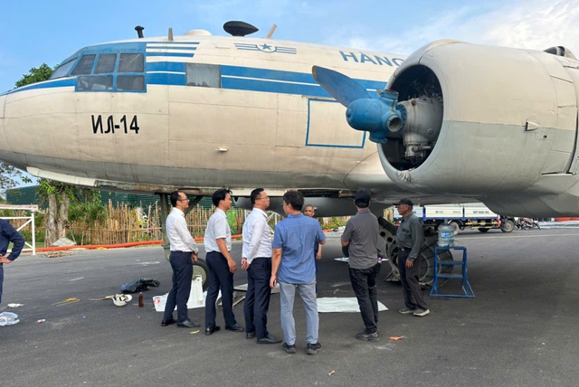 Cơ hội chiêm ngưỡng máy bay từ trước đến nay tại Triển lãm Thành tựu đất nước- Ảnh 2. Cơ hội chiêm ngưỡng máy bay từ trước đến nay tại Triển lãm Thành tựu đất nước- Ảnh 2.