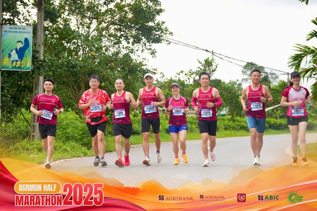 Agrirun - Những bước chân gửi trao yêu thương, kết nối tự hào- Ảnh 1.