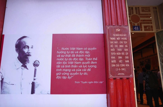 Di tích 48 Hàng Ngang, nơi Chủ tịch Hồ Chí Minh viết Tuyên ngôn Độc lập- Ảnh 1. Di tích 48 Hàng Ngang, nơi Chủ tịch Hồ Chí Minh viết Tuyên ngôn Độc lập- Ảnh 1.