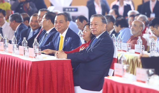 Lãnh đạo nhiều tập đoàn lớn xuất hiện tại sự kiện khởi công, khánh thành 250 dự án- Ảnh 3.