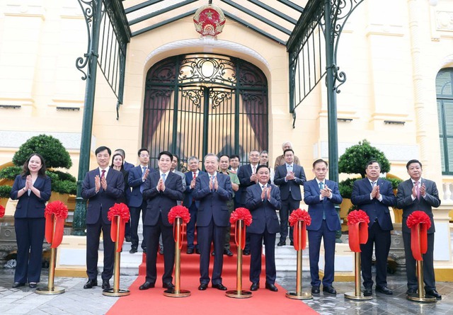 Ảnh: Tổng Bí thư và Thủ tướng dự Lễ khởi công, khánh thành 250 dự án, công trình- Ảnh 3.