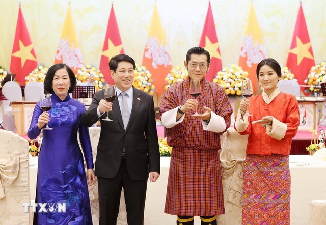 Chủ tịch nước Lương Cường chủ trì chiêu đãi cấp nhà nước Quốc vương Bhutan - Ảnh 1.