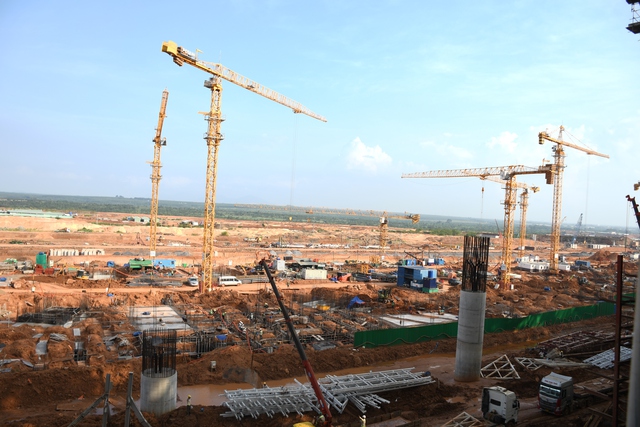 Hình ảnh Thủ tướng Phạm Minh Chính kiểm tra tiến độ sân bay Long Thành- Ảnh 4. Hình ảnh Thủ tướng Phạm Minh Chính kiểm tra tiến độ sân bay Long Thành- Ảnh 4.