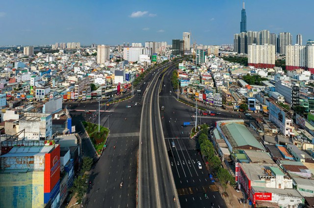 LẮNG NGHE NGƯỜI DÂN HIẾN KẾ: Xây dựng siêu đô thị số - Ảnh 1. LẮNG NGHE NGƯỜI DÂN HIẾN KẾ: Xây dựng siêu đô thị số - Ảnh 1.