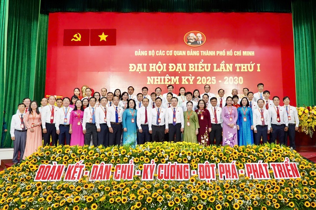 Đại hội đại biểu Đảng bộ các cơ quan Đảng TP HCM lần thứ I: Đánh dấu sự đổi mới- Ảnh 6. Đại hội đại biểu Đảng bộ các cơ quan Đảng TP HCM lần thứ I: Đánh dấu sự đổi mới- Ảnh 6.