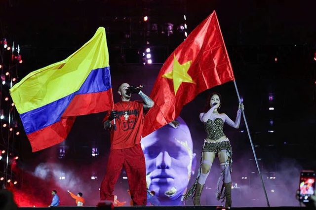 Hơn 50.000 khán giả quẩy từ chiều tới khuya ở 8Wonder - Moments of Wonder- Ảnh 9. Hơn 50.000 khán giả quẩy từ chiều tới khuya ở 8Wonder - Moments of Wonder- Ảnh 9.