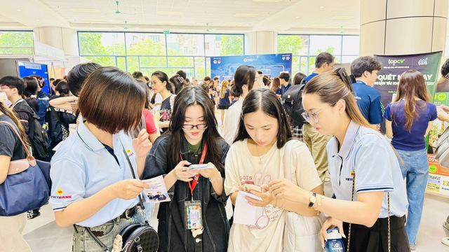 Kiến tạo môi trường làm việc hạnh phúc- Ảnh 2.