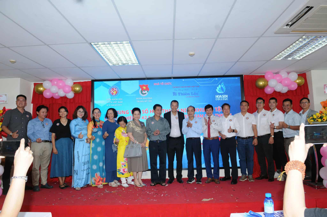 Cấp giấy chứng nhận lớp livestream thực chiến cho 60 người khuyết tật - Ảnh 5.