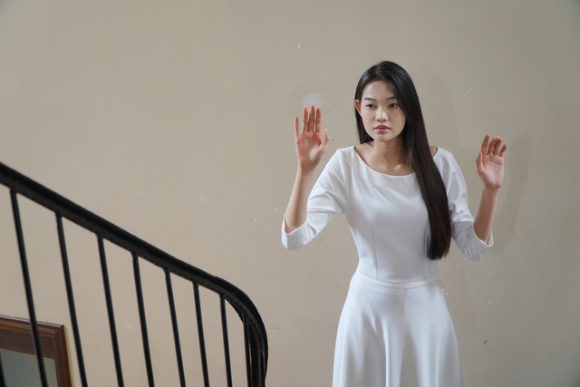 "Ma nữ" Yu Dương tái xuất đầy bí ẩn- Ảnh 4. "Ma nữ" Yu Dương tái xuất đầy bí ẩn- Ảnh 4.