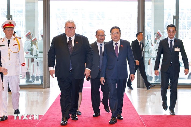 Chủ tịch Quốc hội Trần Thanh Mẫn hội đàm với Chủ tịch Quốc hội New Zealand Gerry Brownlee - Ảnh 3. Chủ tịch Quốc hội Trần Thanh Mẫn hội đàm với Chủ tịch Quốc hội New Zealand Gerry Brownlee - Ảnh 3.