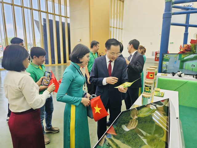 Phân bón Bình Điền: Khẳng định vị thế thương hiệu quốc gia với tầm nhìn "Xanh hóa - Số hóa"- Ảnh 1. Phân bón Bình Điền: Khẳng định vị thế thương hiệu quốc gia với tầm nhìn "Xanh hóa - Số hóa"- Ảnh 1.