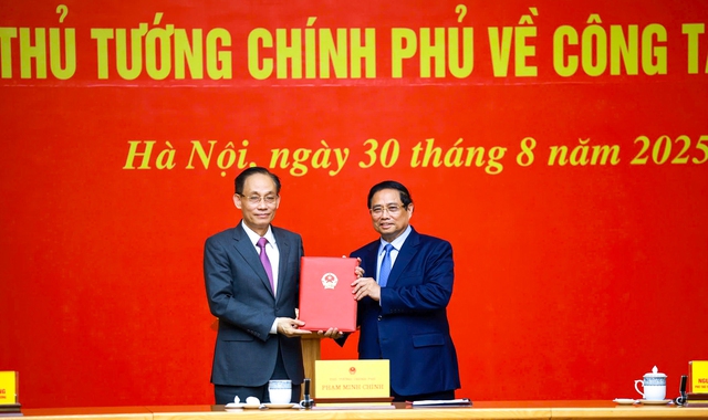 Le Hoai Trung named acting foreign minister- Ảnh 1. Le Hoai Trung named acting foreign minister- Ảnh 1.