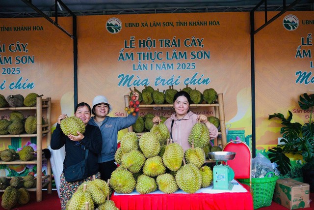 Không khí sôi động tại Lễ hội trái cây, ẩm thực Lâm Sơn dịp Quốc khánh- Ảnh 5.