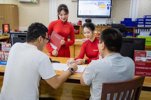 Agribank tiếp sức khách hàng cá nhân hiện thực hóa ước mơ an cư, phát triển kinh tế- Ảnh 1. Agribank tiếp sức khách hàng cá nhân hiện thực hóa ước mơ an cư, phát triển kinh tế- Ảnh 1.