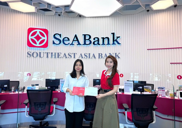 Quỹ Ươm mầm ước mơ SeABank nhận đỡ đầu thêm 10 học sinh nghèo hiếu học- Ảnh 1.