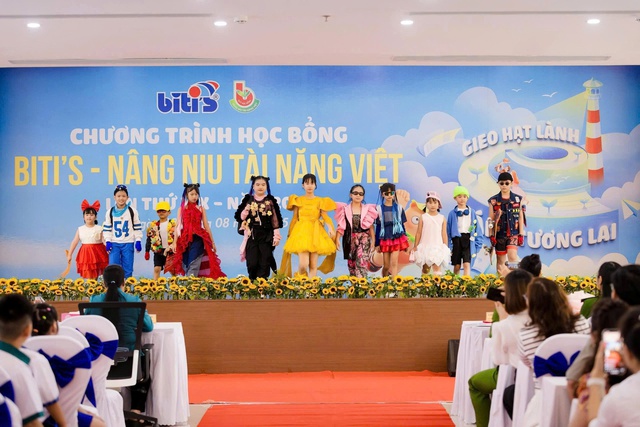 Biti’s trao hơn 1,4 tỉ đồng tại học bổng “Nâng niu Tài năng Việt” năm 2025- Ảnh 1.