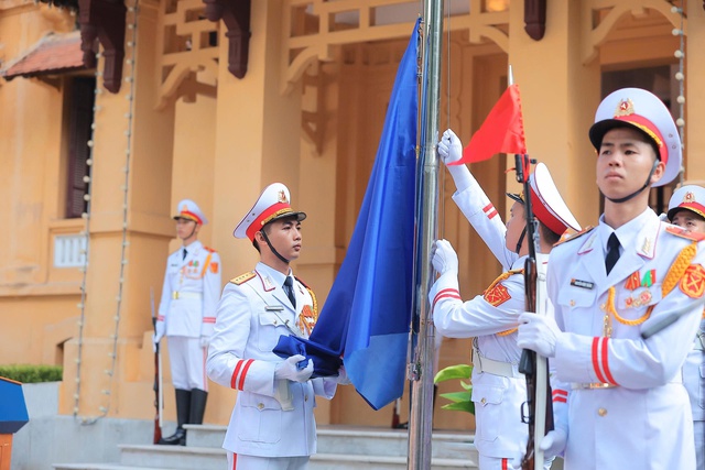Trang trọng Lễ thượng cờ ASEAN tại Hà Nội- Ảnh 7.