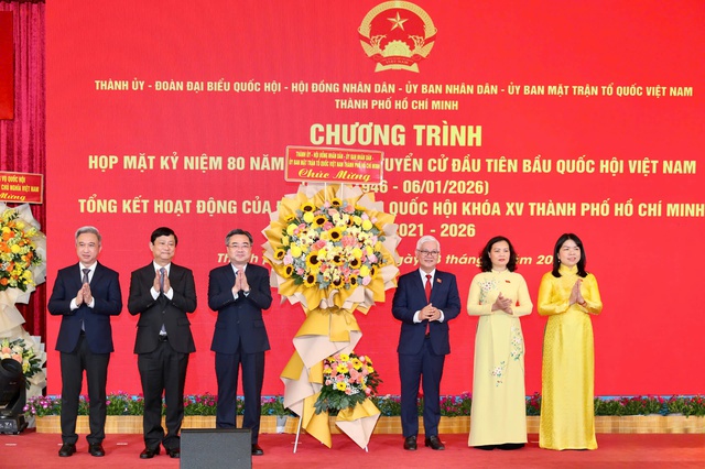 80 năm Ngày Tổng tuyển cử đầu tiên: Tinh thần
phụng sự nhân dân tiếp nối- Ảnh 7. 80 năm Ngày Tổng tuyển cử đầu tiên: Tinh thần
phụng sự nhân dân tiếp nối- Ảnh 7.