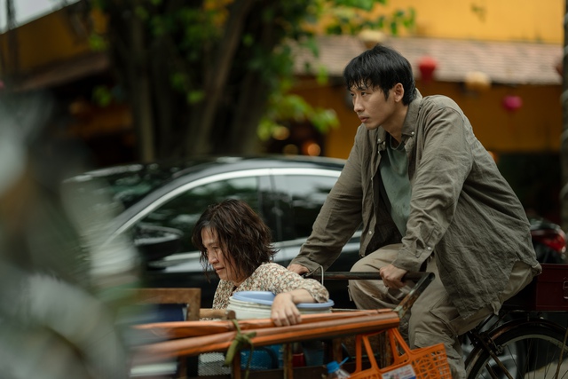 Phương Anh Đào: Tập Trung Vào Nghề Nghiệp và Gia Đình, Không Vội Lập Gia Đình