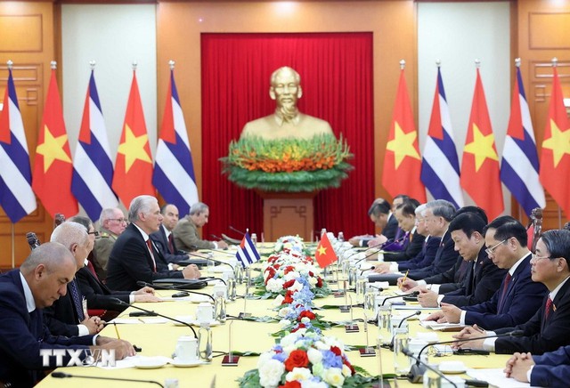 Tổng Bí thư chủ trì lễ đón chính thức Bí thư thứ Nhất, Chủ tịch nước Cuba- Ảnh 6. Tổng Bí thư chủ trì lễ đón chính thức Bí thư thứ Nhất, Chủ tịch nước Cuba- Ảnh 6.