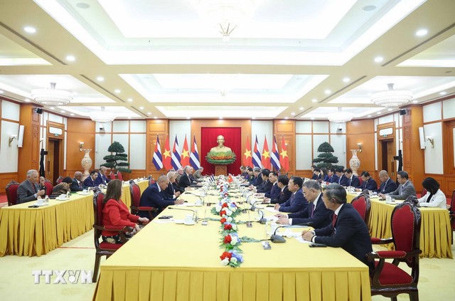 Tổng Bí thư chủ trì lễ đón chính thức Bí thư thứ Nhất, Chủ tịch nước Cuba- Ảnh 5. Tổng Bí thư chủ trì lễ đón chính thức Bí thư thứ Nhất, Chủ tịch nước Cuba- Ảnh 5.