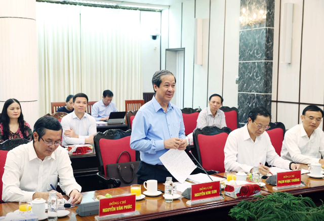 Tổng Bí thư Tô Lâm chủ trì họp triển khai Nghị quyết 71 Thúc đẩy giáo dục đổi mới - Ảnh 2. Tổng Bí thư Tô Lâm chủ trì họp triển khai Nghị quyết 71 Thúc đẩy giáo dục đổi mới - Ảnh 2.