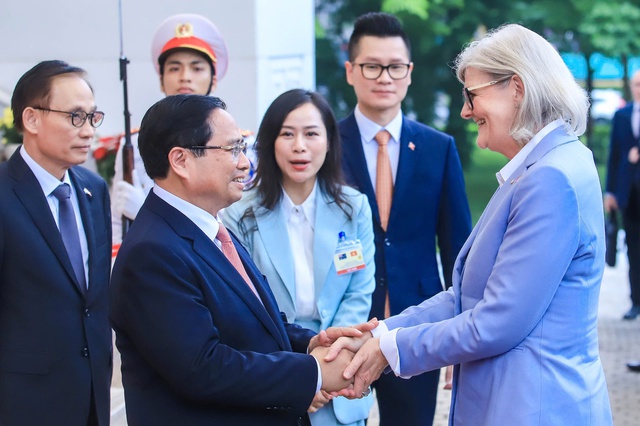 Thủ tướng Phạm Minh Chính hội kiến Toàn quyền Úc Sam Mostyn - Ảnh 2.