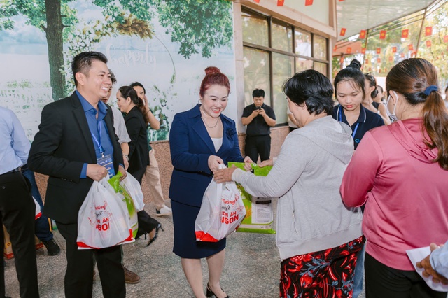 Hội Doanh nhân Sài Gòn – Chi hội 11 tích cực với các hoạt động an sinh xã hội- Ảnh 1. Hội Doanh nhân Sài Gòn – Chi hội 11 tích cực với các hoạt động an sinh xã hội- Ảnh 1.
