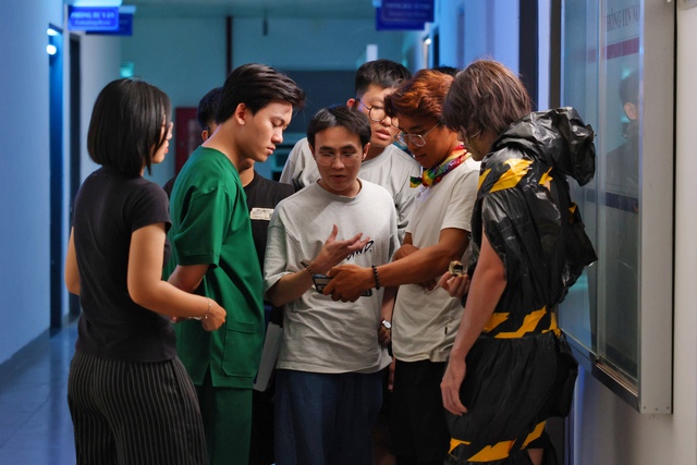 Huỳnh Lập "vén màn" những chuyện kỳ bí tại bệnh viện- Ảnh 9. Huỳnh Lập "vén màn" những chuyện kỳ bí tại bệnh viện- Ảnh 9.