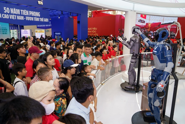 Dấu ấn từ Triển lãm thành tựu đất nước: Bước nhảy vọt của ngành công nghiệp văn hóa Việt Nam- Ảnh 2.