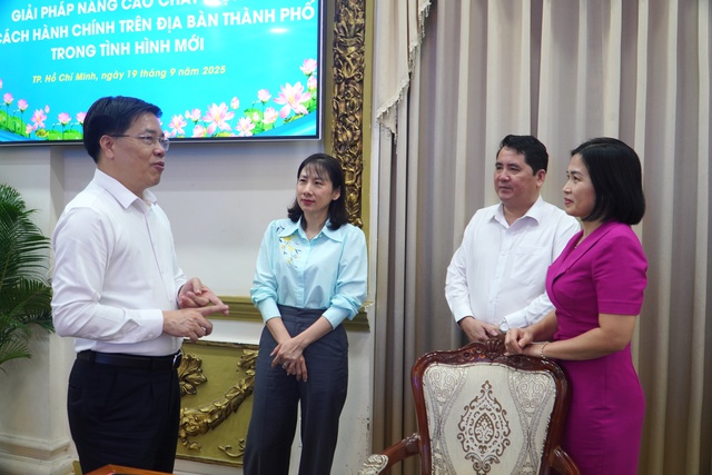 Trung tâm Phục vụ hành chính công phường, xã và đặc khu đã mang lại kết quả rõ rệt - Ảnh 3.