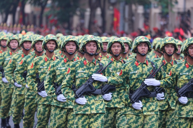 Emotional, proud rally and parade mark 80th National Day - Ảnh 21. Emotional, proud rally and parade mark 80th National Day - Ảnh 21.
