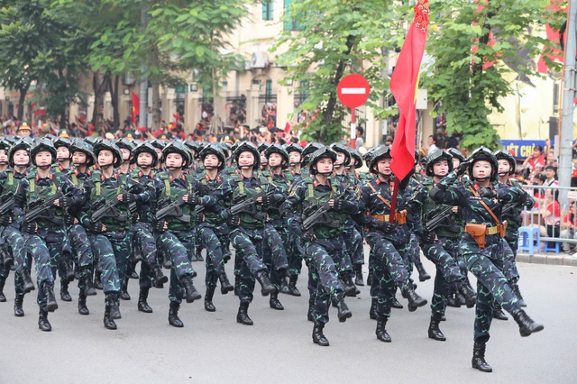 Emotional, proud rally and parade mark 80th National Day - Ảnh 27. Emotional, proud rally and parade mark 80th National Day - Ảnh 27.