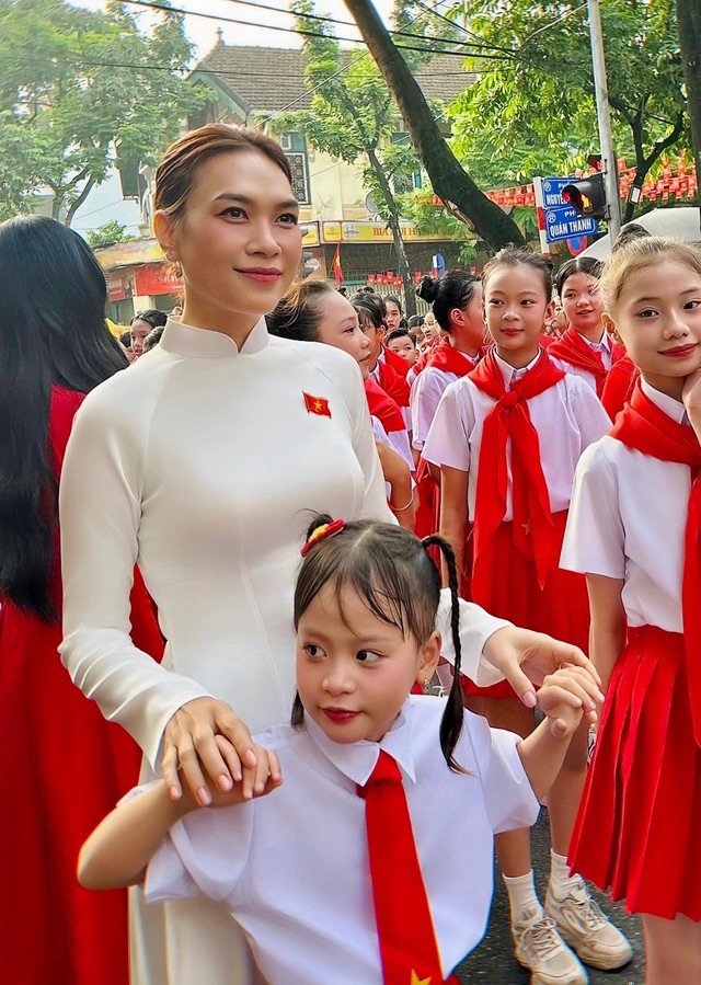 Mỹ Tâm gây bão   - Ảnh 3.