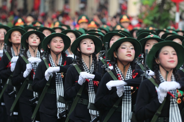Emotional, proud rally and parade mark 80th National Day - Ảnh 39. Emotional, proud rally and parade mark 80th National Day - Ảnh 39.
