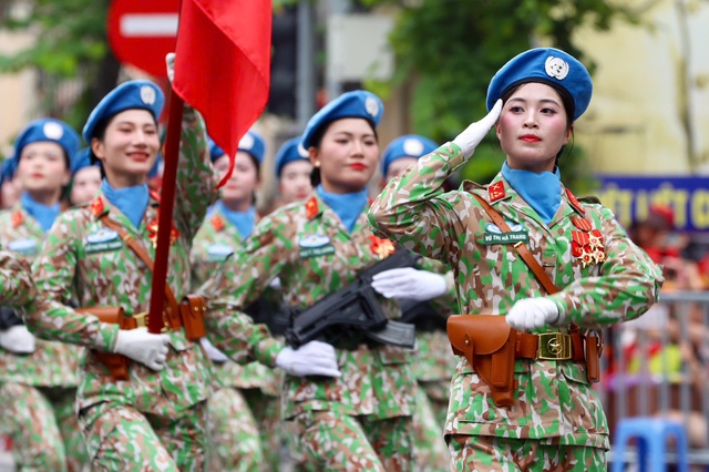 Emotional, proud rally and parade mark 80th National Day - Ảnh 38. Emotional, proud rally and parade mark 80th National Day - Ảnh 38.