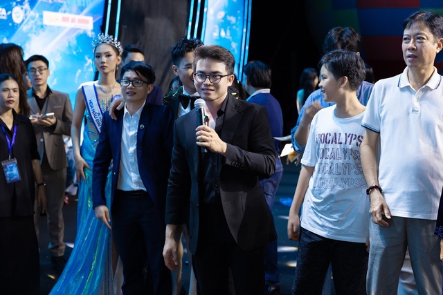 Ai đứng sau những màn trình diễn ấn tượng ở chung kết Hoa hậu Đại dương Việt Nam? - Ảnh 2.