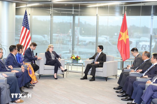 Chủ tịch nước chứng kiến Vietjet nhận bàn giao máy bay Boeing đầu tiên trong đơn hàng 200 chiếc- Ảnh 7. Chủ tịch nước chứng kiến Vietjet nhận bàn giao máy bay Boeing đầu tiên trong đơn hàng 200 chiếc- Ảnh 7.