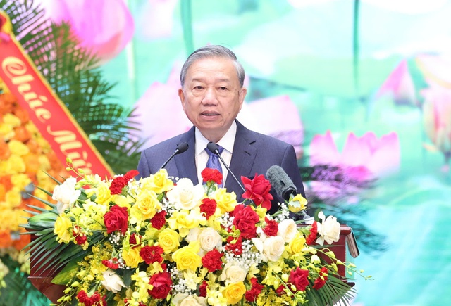 Tổng Bí thư: Phong trào Thi đua Quyết thắng toàn quân tạo đột phá mới trong xây dựng quân đội- Ảnh 1. Tổng Bí thư: Phong trào Thi đua Quyết thắng toàn quân tạo đột phá mới trong xây dựng quân đội- Ảnh 1.