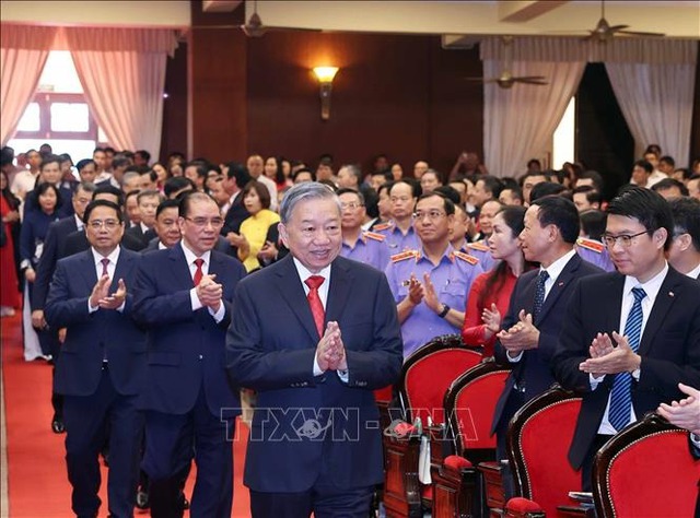 Tổng Bí thư Tô Lâm dự Đại hội đại biểu Đảng bộ 
các Cơ quan Đảng Trung ương- Ảnh 1.
