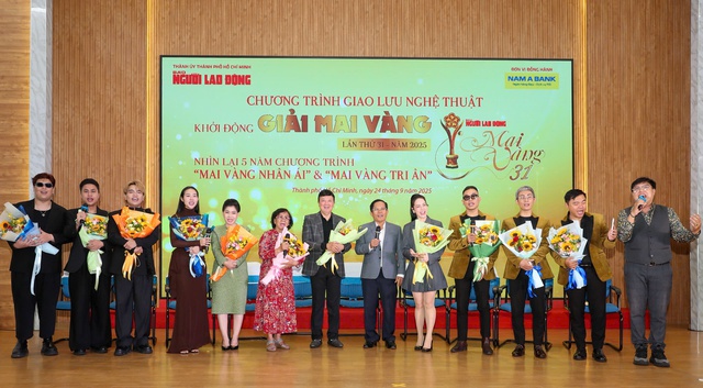 Nhật Kim Anh trao tặng 50 triệu đồng đến "Mai Vàng nhân ái"- Ảnh 3. Nhật Kim Anh trao tặng 50 triệu đồng đến "Mai Vàng nhân ái"- Ảnh 3.