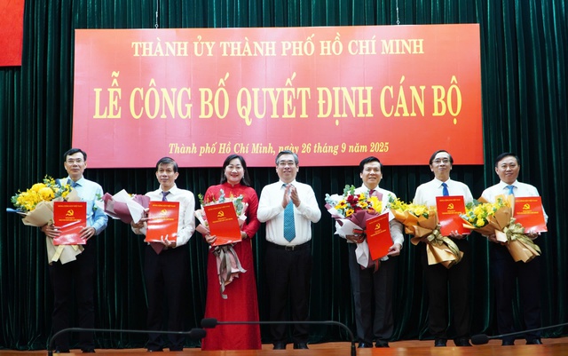 Thành ủy TP HCM vừa bổ nhiệm 6 Phó Tổng Biên tập Báo Sài Gòn Giải Phóng- Ảnh 1. Thành ủy TP HCM vừa bổ nhiệm 6 Phó Tổng Biên tập Báo Sài Gòn Giải Phóng- Ảnh 1.