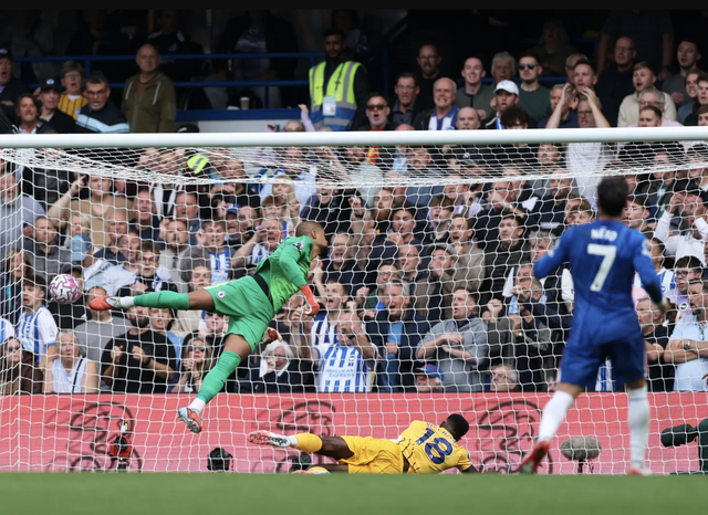 Chelsea thua thảm sân nhà, Liverpool nhận thất bại đầu mùa tại Ngoại hạng Anh - Ảnh 4.